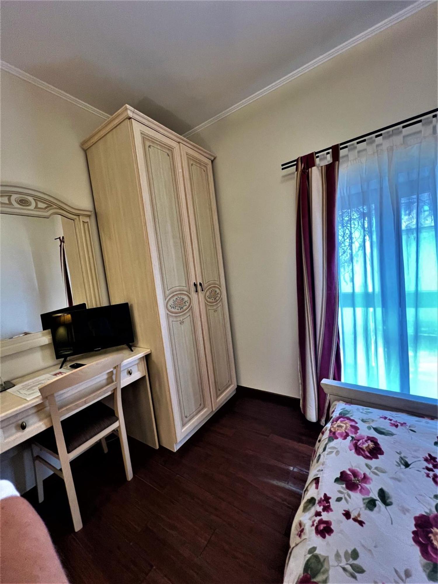 Park Villa - Boutique Hotel Timisoara Exterior foto