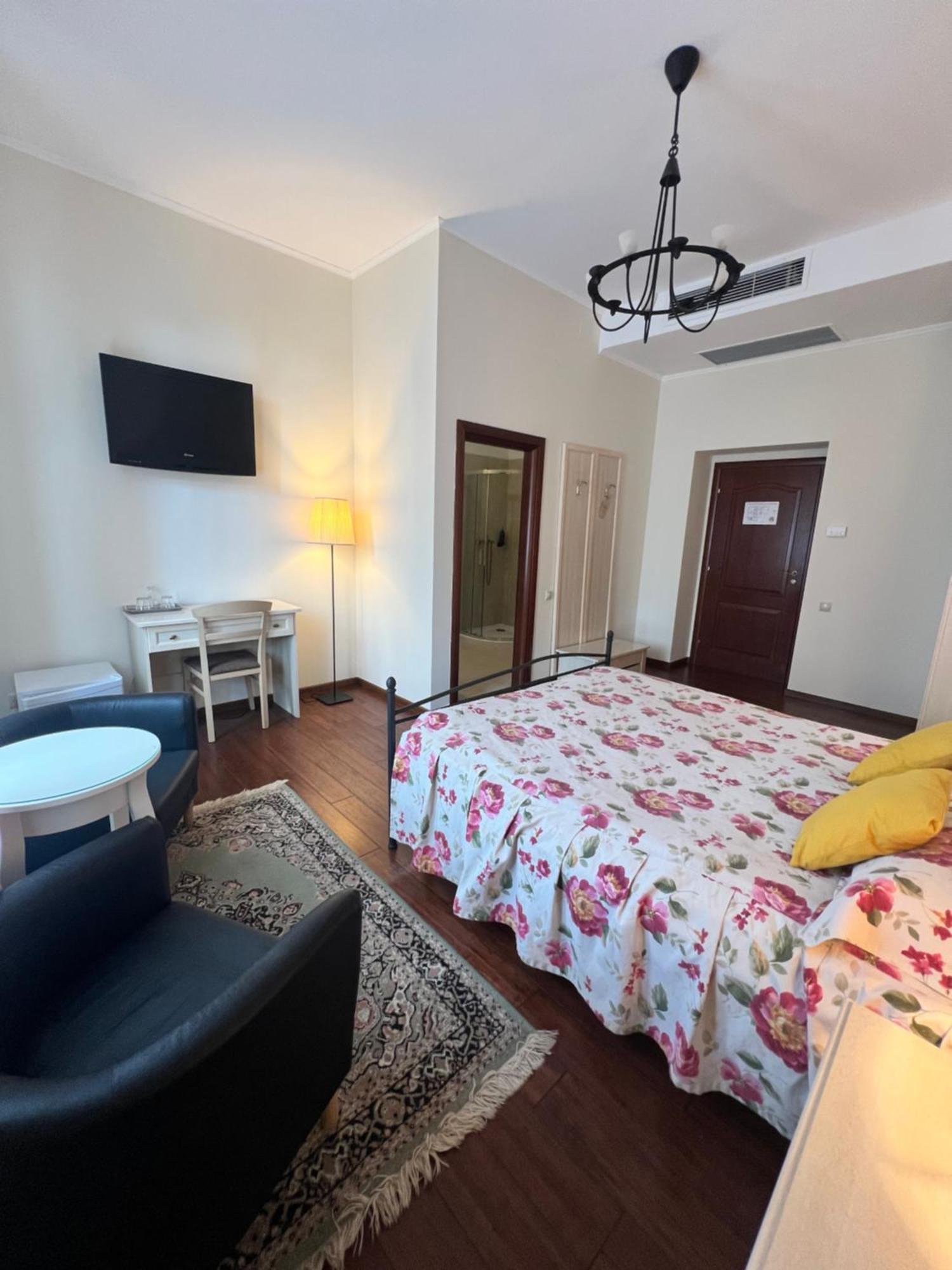 Park Villa - Boutique Hotel Timisoara Exterior foto