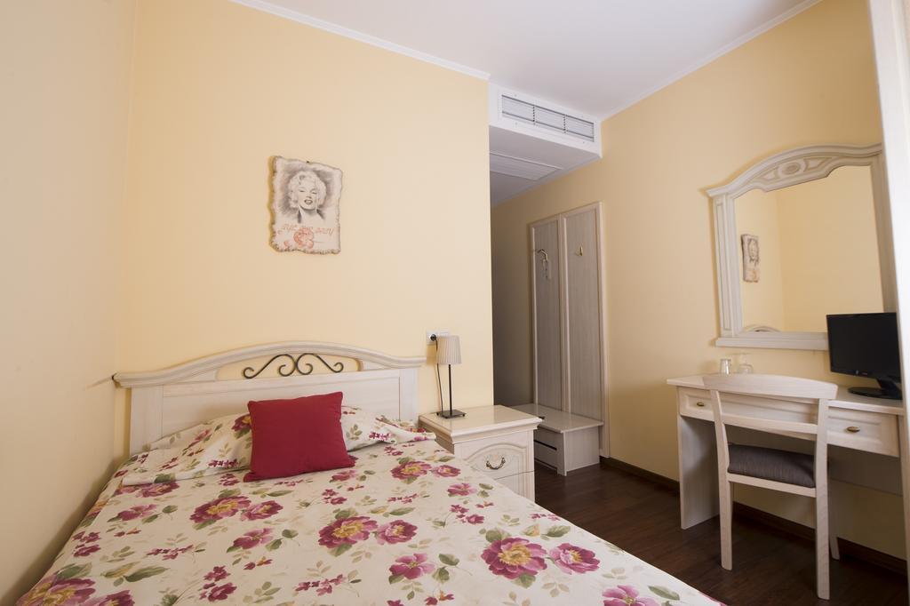 Park Villa - Boutique Hotel Timisoara Exterior foto